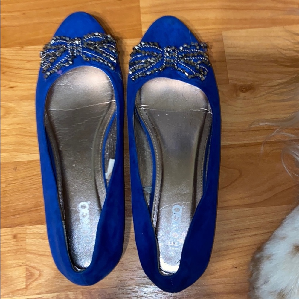 Women’s flats